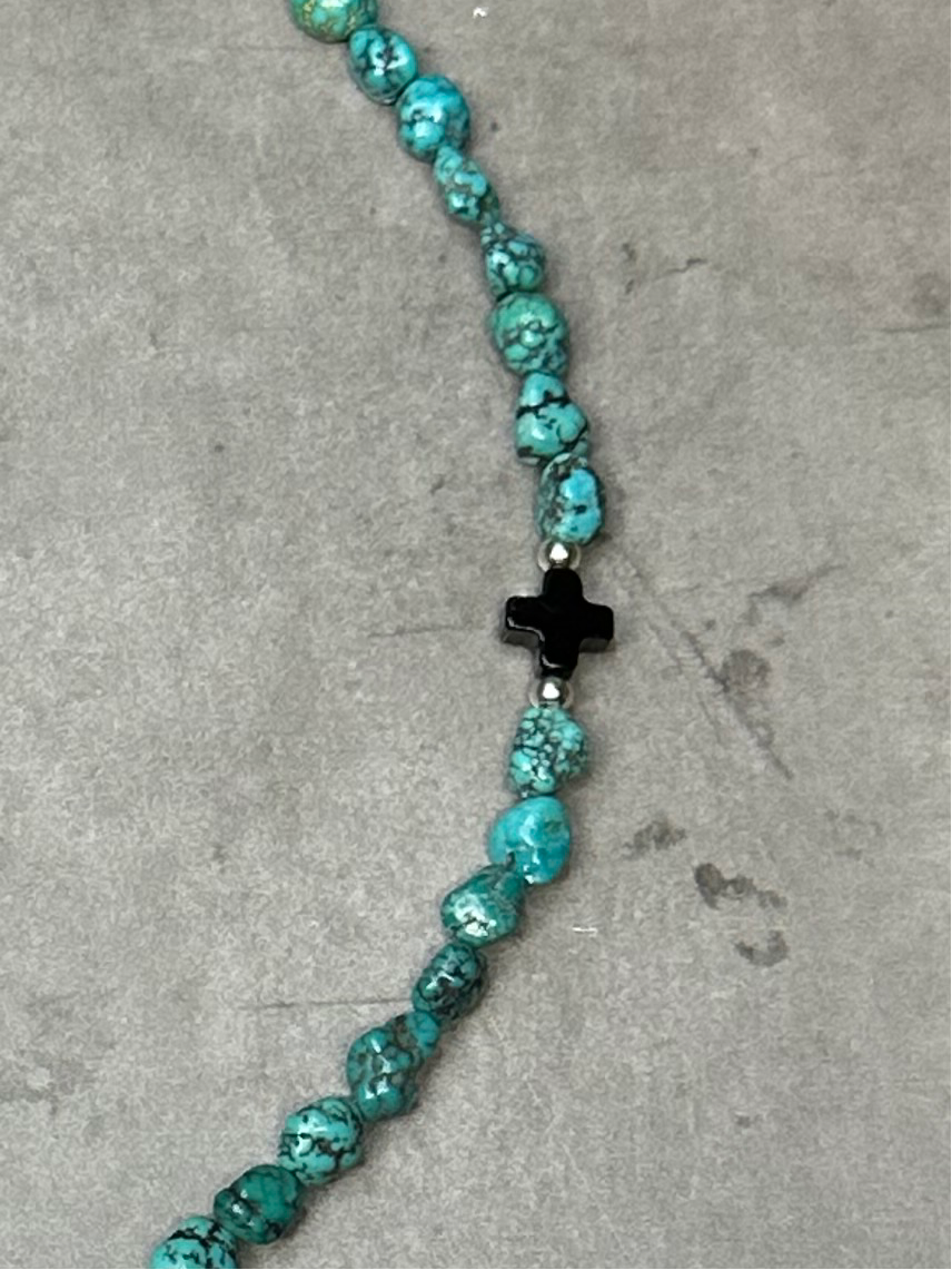 Unisex Turquoise Nugget Beaded Necklace with Onyx Cross Accent